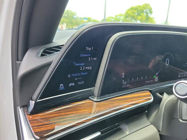 Certified 2023 Cadillac Escalade Premium Luxury AWD/4WD image 61
