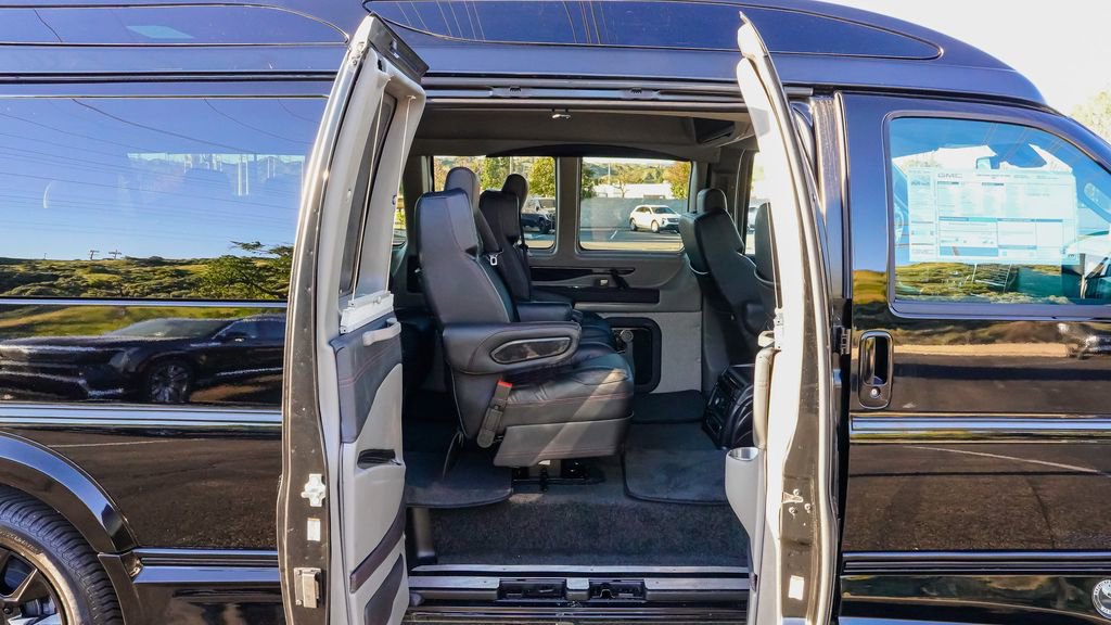 New 2026 GMC Savana 2500 Extended w/ Driver Convenience Package RWD image 9