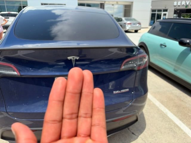 Used 2024 Tesla Model Y Performance AWD/4WD image 10