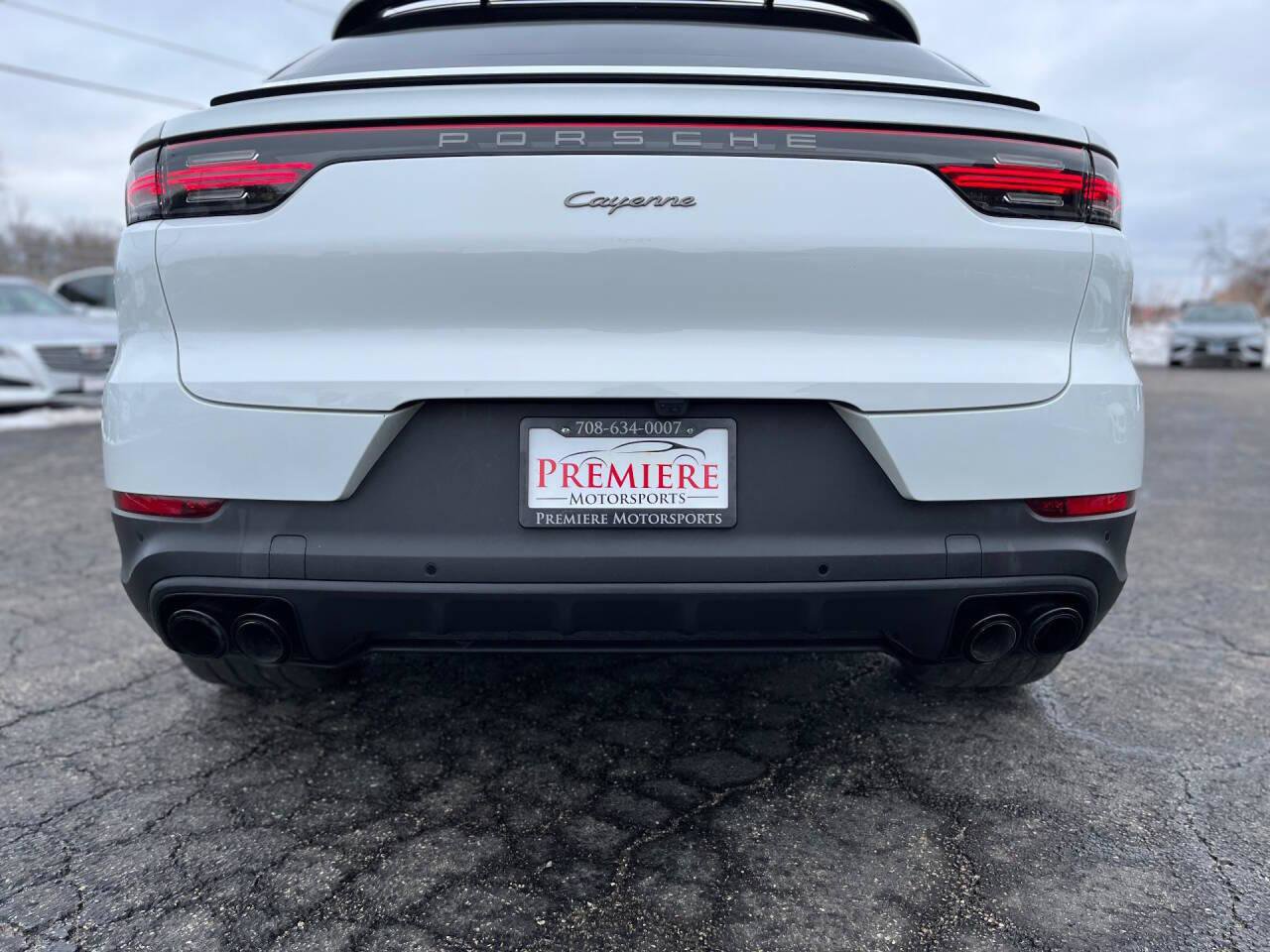 Used 2022 Porsche Cayenne Platinum Edition AWD/4WD image 7