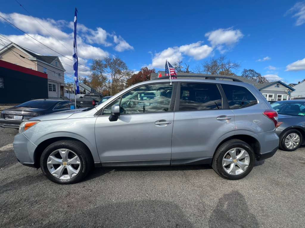 Used 2015 Subaru Forester 2.5i Premium w/ All-Weather Package image 4