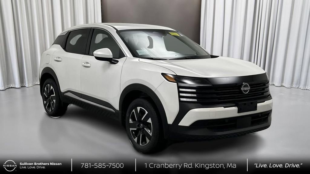 Used 2025 Nissan Kicks SV AWD/4WD image 3