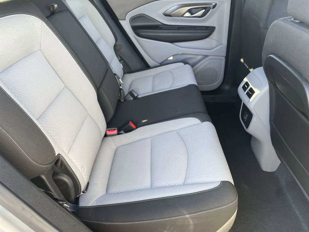 Used 2023 GMC Terrain SLE image 26
