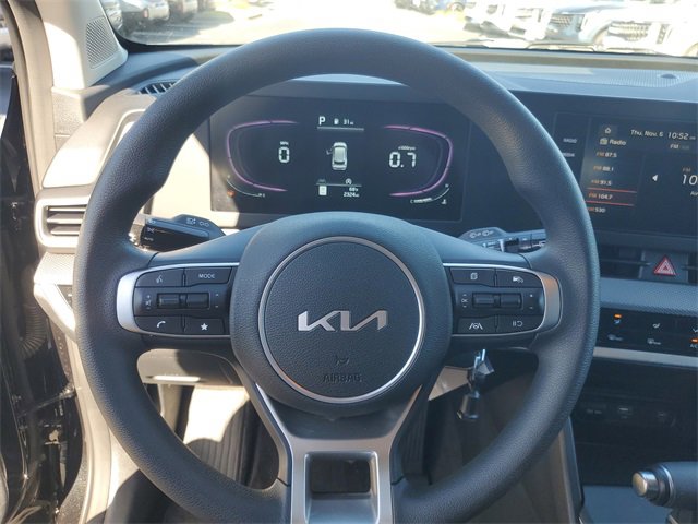 Used 2023 Kia Sportage LX image 14