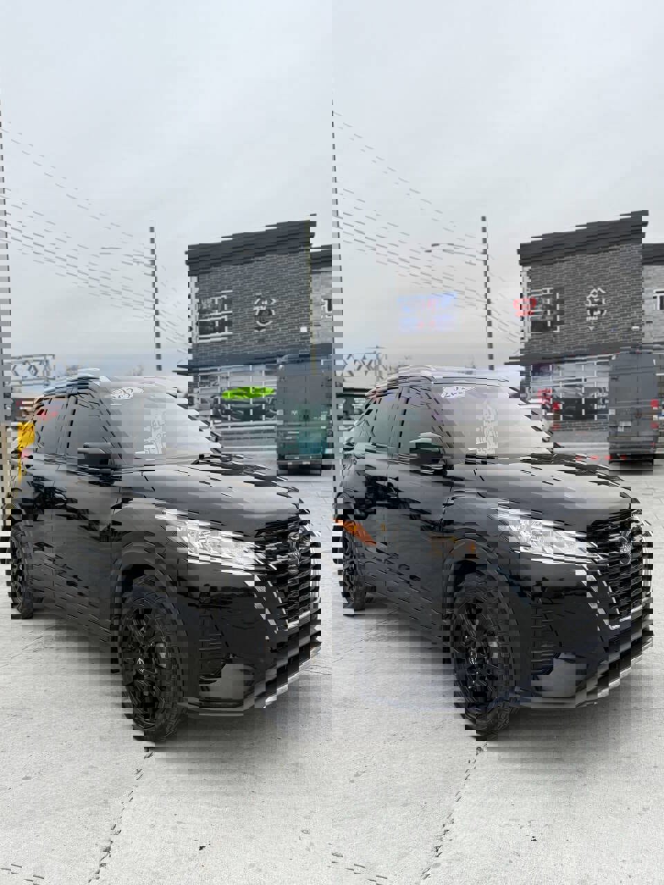 Used 2022 Nissan Kicks SV