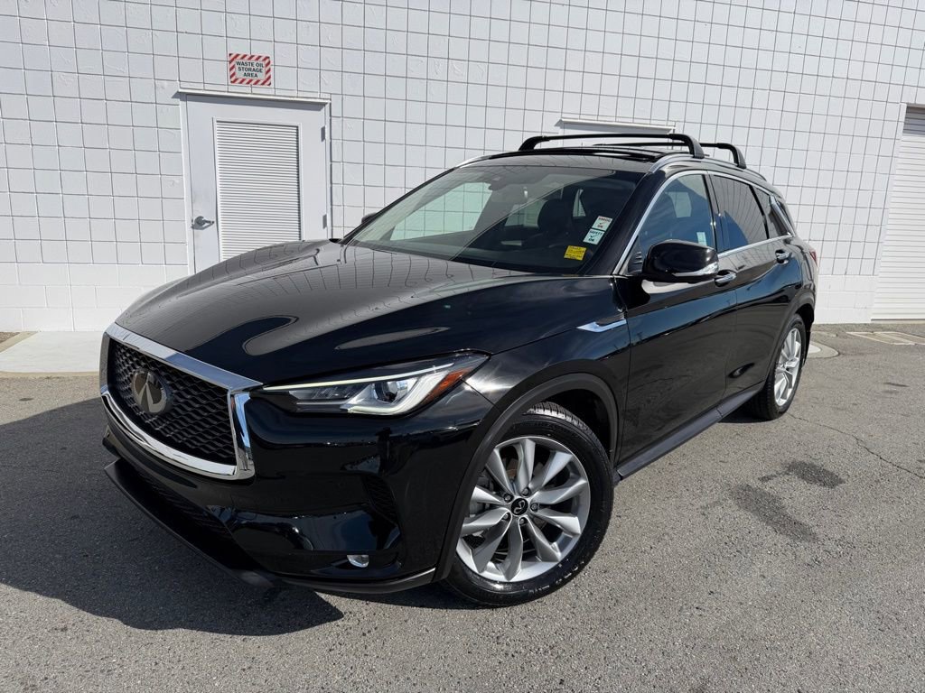 Used 2022 INFINITI QX50 Essential image 1