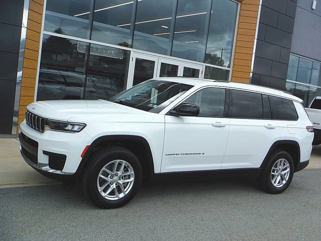 Used 2023 Jeep Grand Cherokee L Laredo AWD/4WD image 1