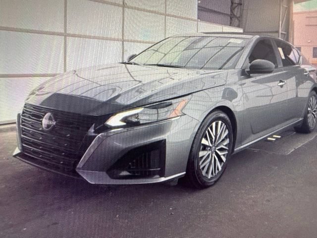 Certified 2024 Nissan Altima 2.5 SV FWD image 4
