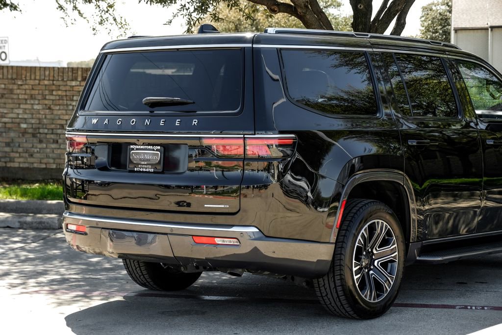 Used 2022 Jeep Wagoneer Series III image 16