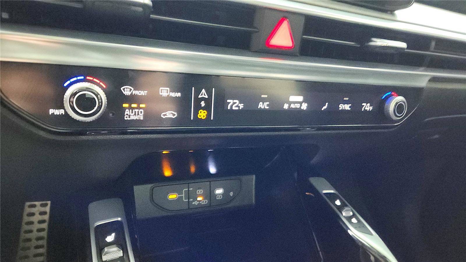 Used 2025 Kia Sorento SX Prestige AWD/4WD image 31
