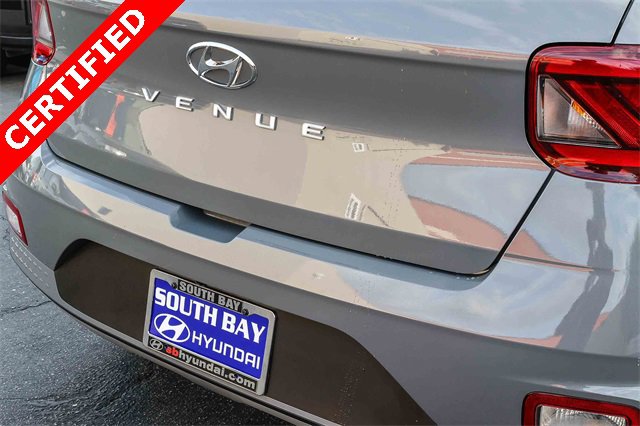 Certified 2023 Hyundai Venue Limited image 7