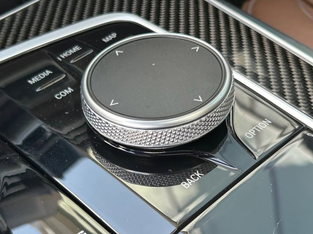 Used 2021 BMW X5 M w/ Executive Package image 27