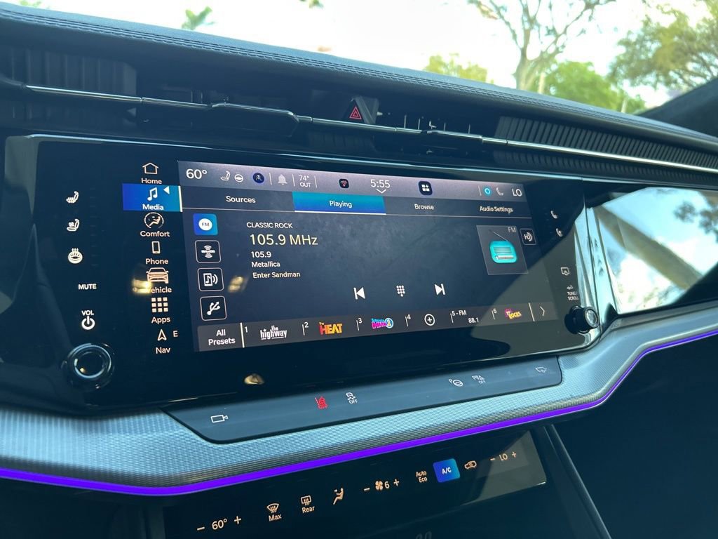 Used 2024 Jeep Wagoneer Launch Edition image 7