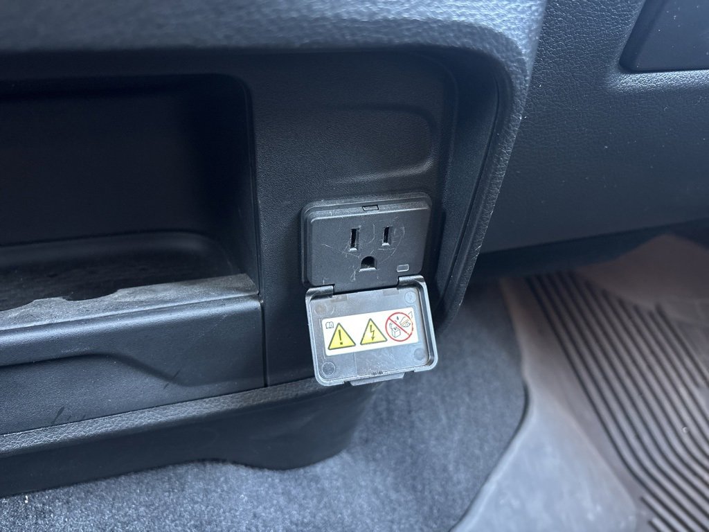 Used 2024 RAM 2500 Laramie w/ Safety Group image 23