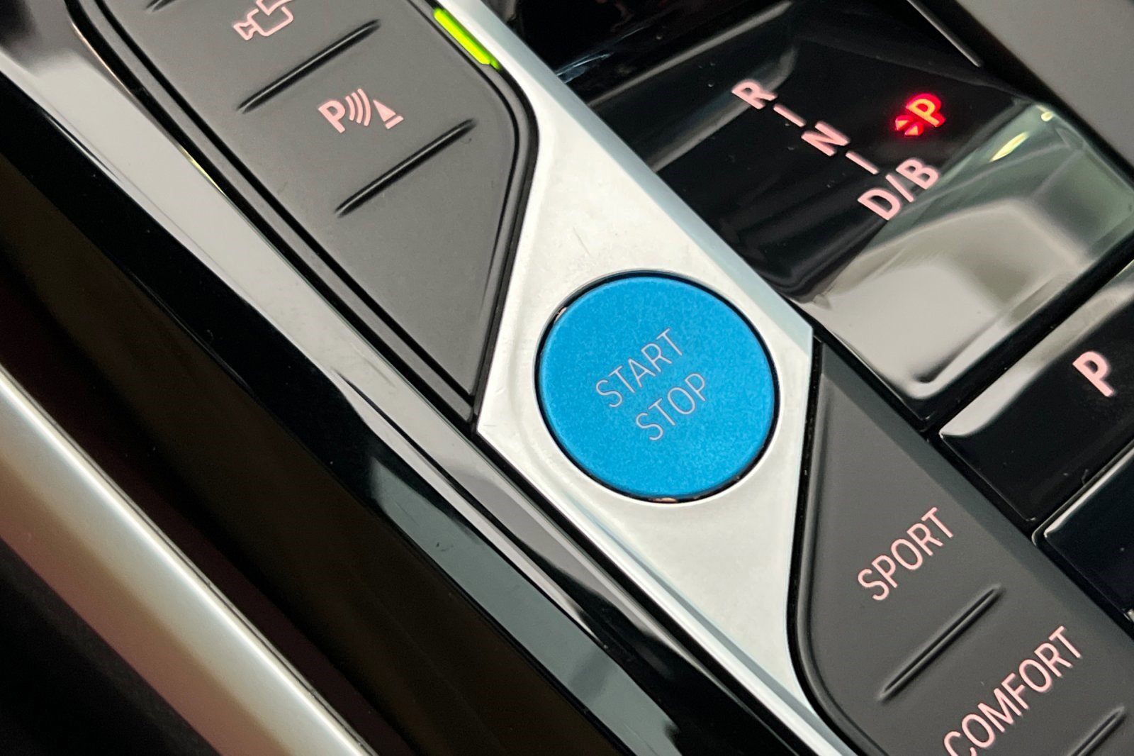 Certified 2023 BMW i4 eDrive35 w/ Premium Package RWD image 32