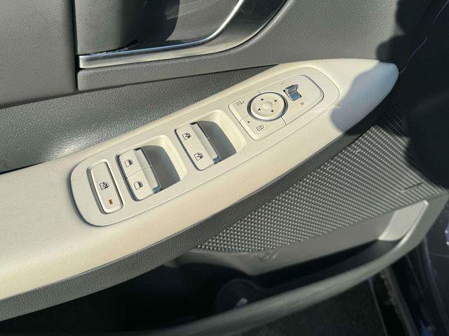 Used 2023 Hyundai Sonata SEL w/ Cargo Package FWD image 16