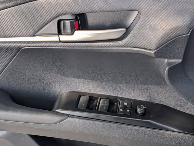 Used 2025 Toyota Camry SE w/ Convenience Package FWD image 23