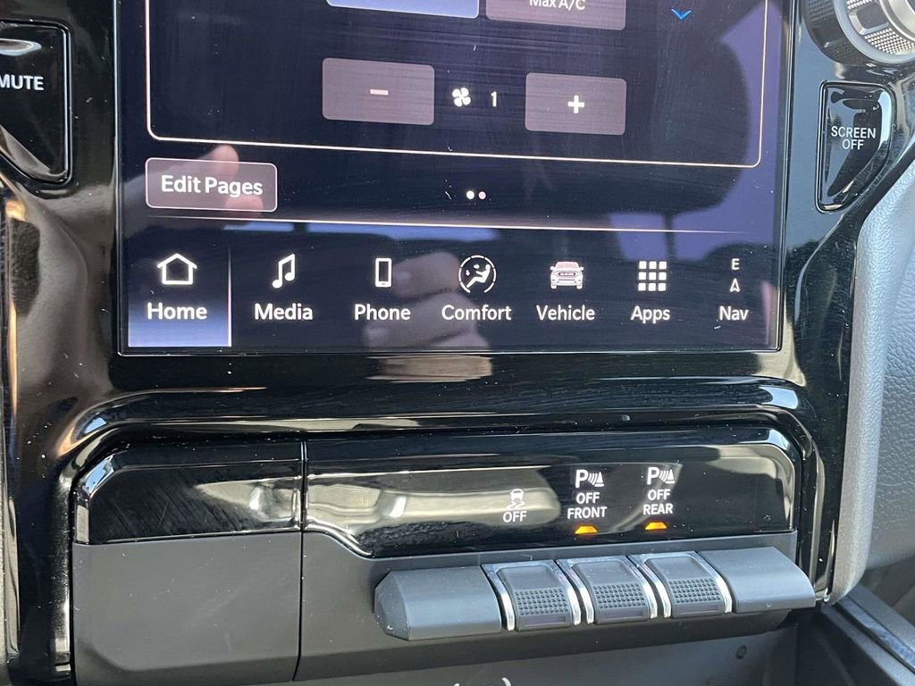 Certified 2026 RAM 1500 Laramie w/ Sport Appearance Package AWD/4WD image 39