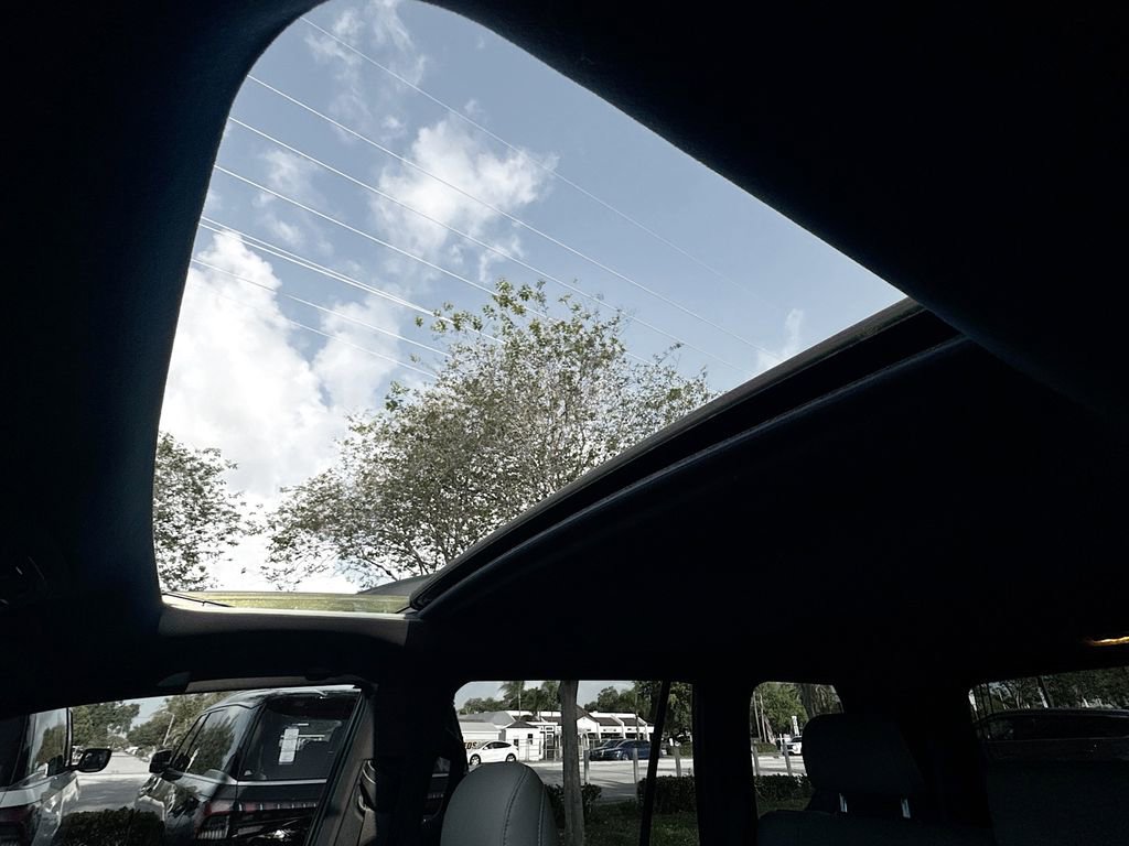 Used 2023 Lexus GX 460 w/ Black Line Special Edition image 23