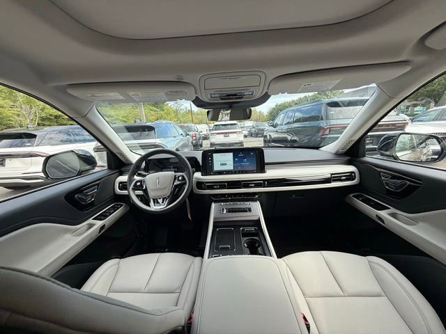 New 2025 Lincoln Aviator 2WD image 5