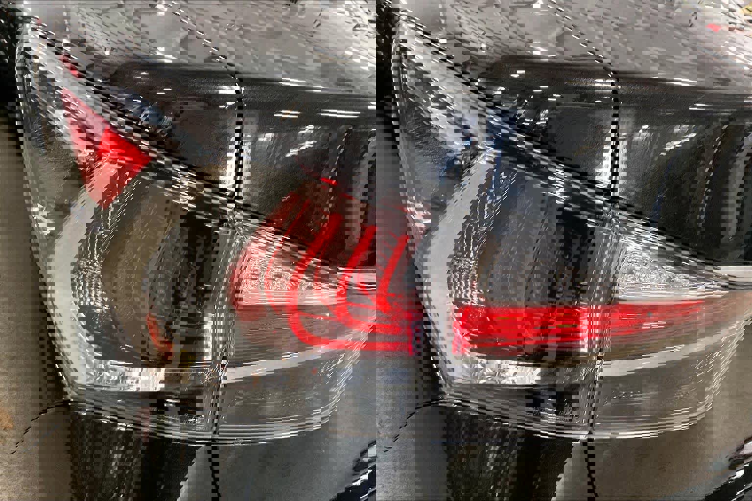 Used 2018 Lexus GS 350 AWD w/ Premium Package image 29