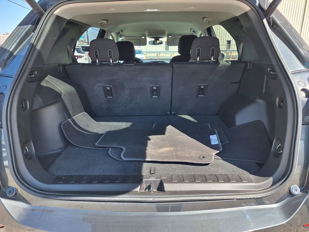 Used 2018 Chevrolet Equinox LT image 25