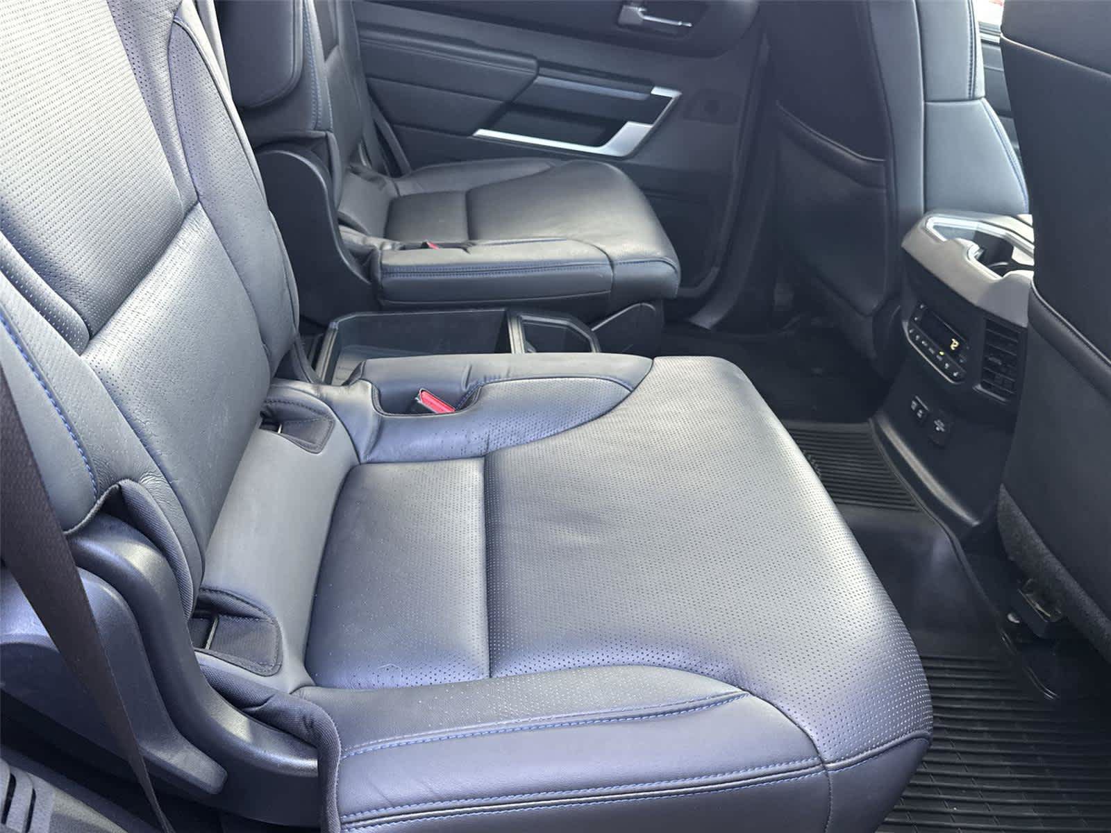 Used 2024 Toyota Sequoia Platinum AWD/4WD image 15