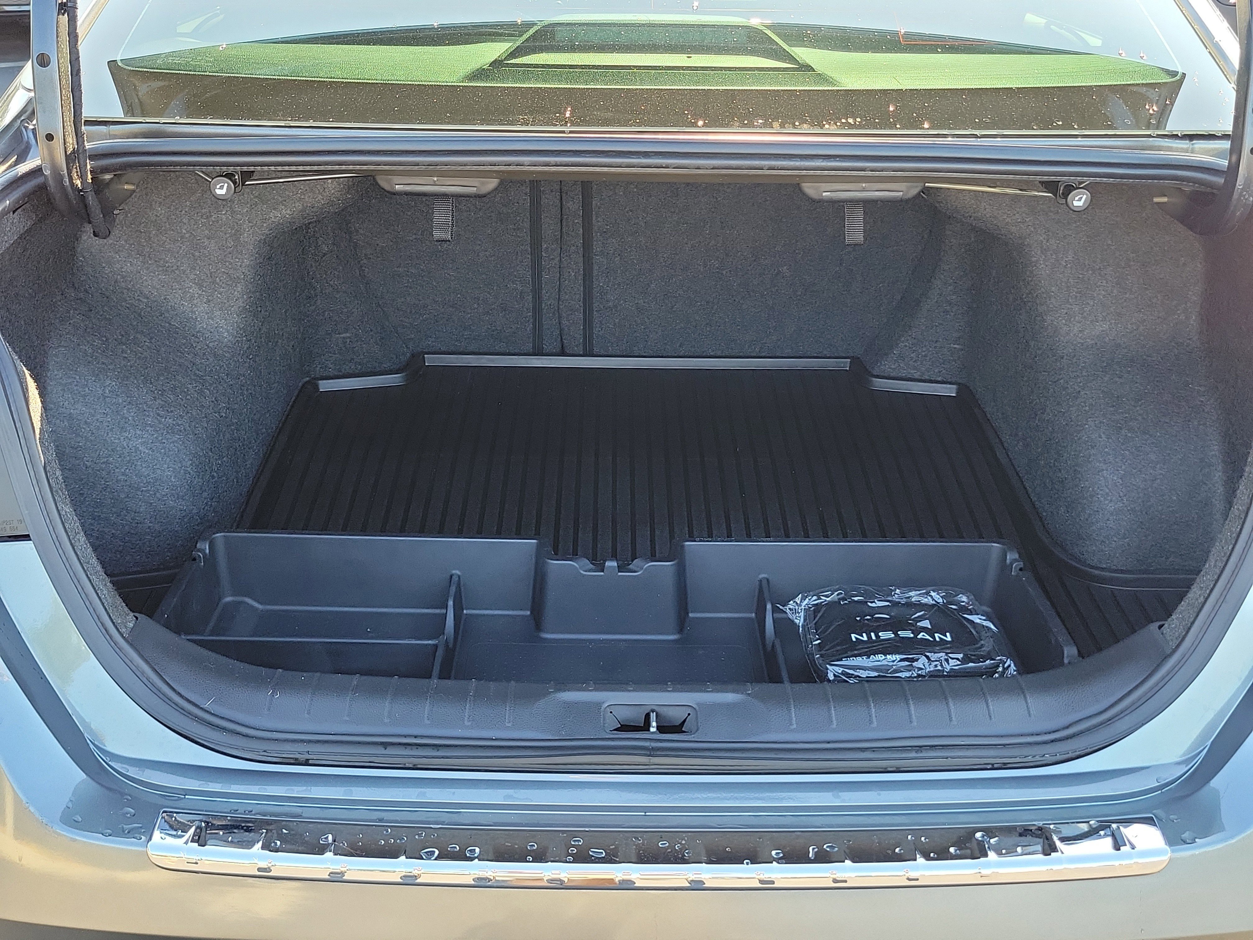 Used 2022 Nissan Altima 2.5 SR image 12