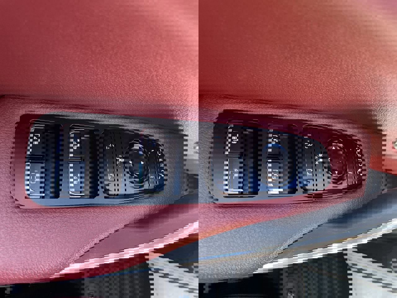 Used 2022 Kia Stinger GT-Line w/ Sun & Sound Package image 19