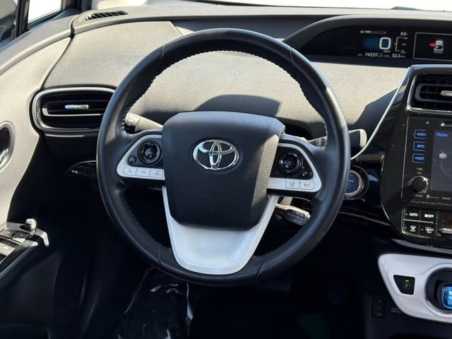 Certified 2017 Toyota Prius Prime Plus w/ Preferred Accessory Package FWD image 15