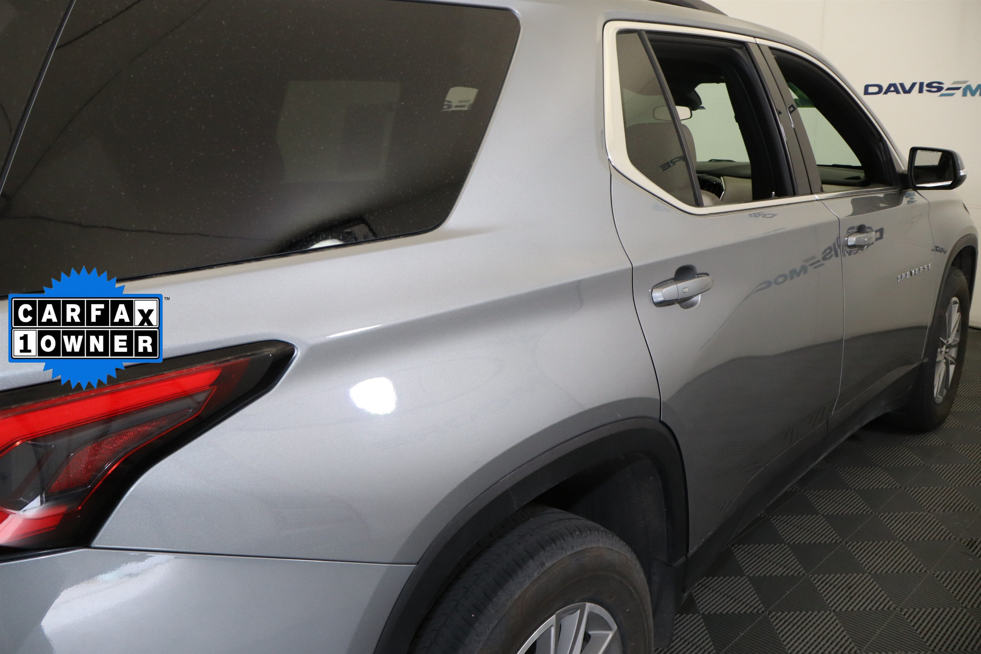 Certified 2024 Chevrolet Traverse LT AWD/4WD image 8