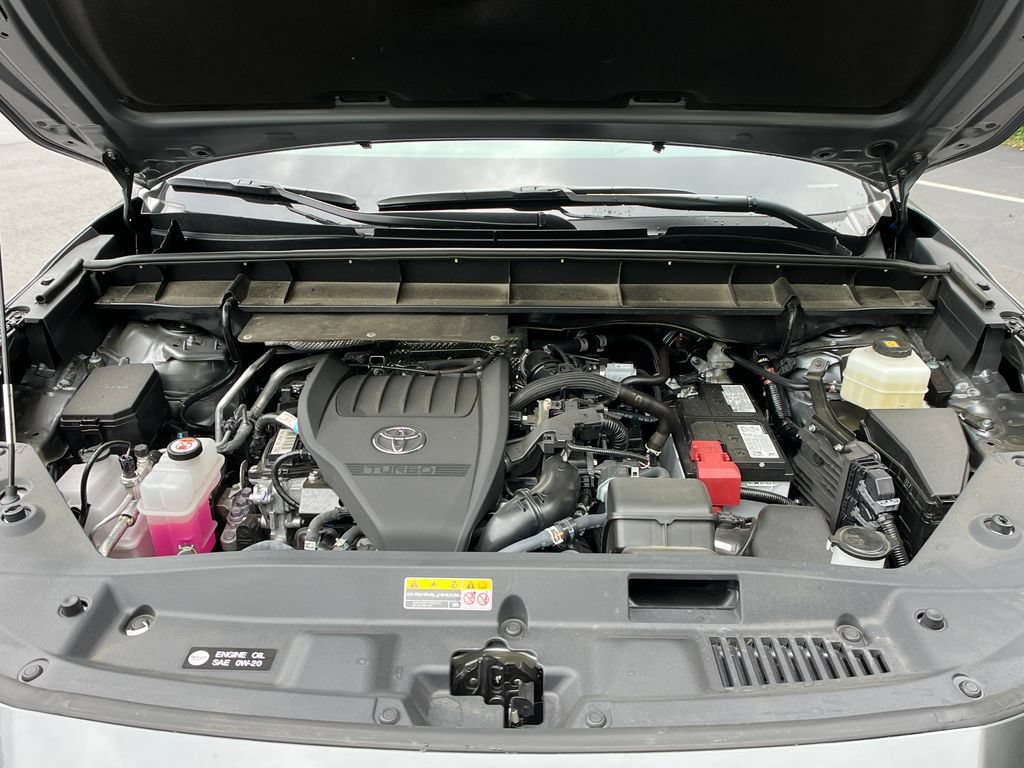 Used 2026 Toyota Highlander XLE AWD/4WD image 24