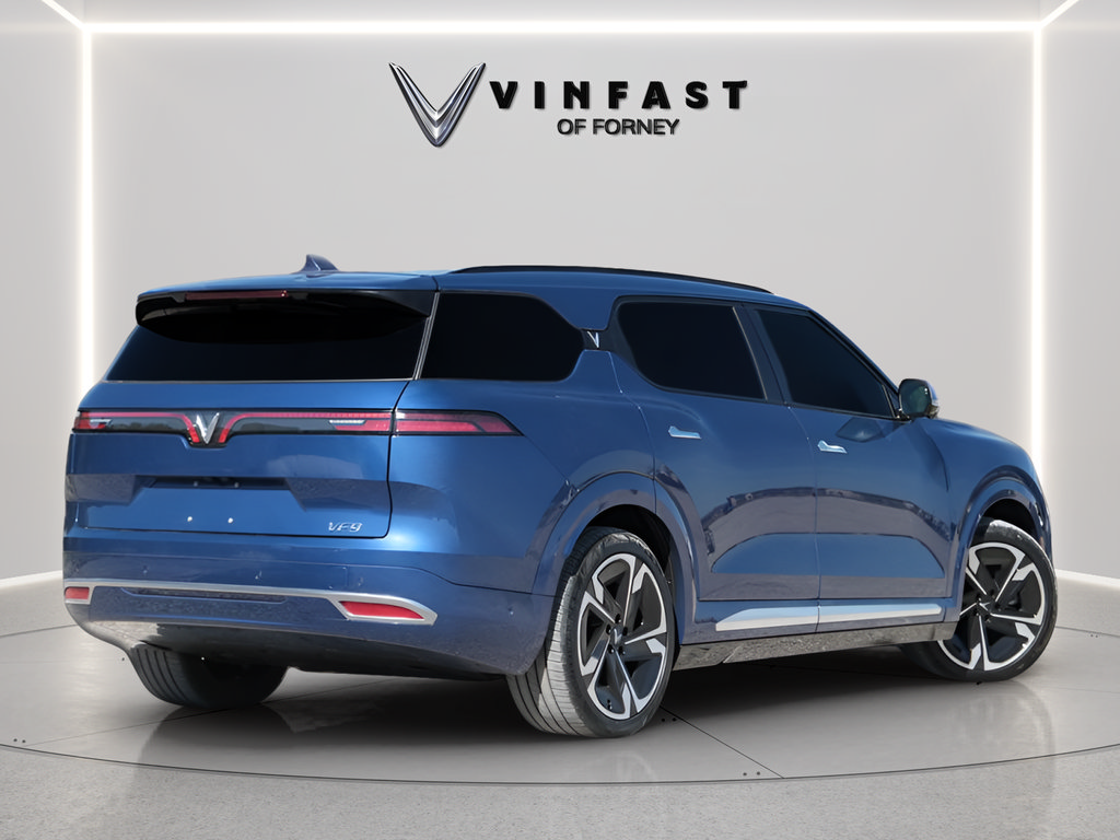 New 2024 VinFast VF 9 Plus AWD/4WD image 2