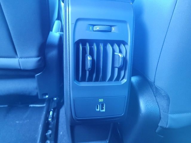 Used 2024 Dodge Hornet R/T w/ R/T Blacktop Package image 18