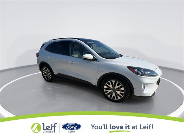 Used 2020 Ford Escape Titanium image 13