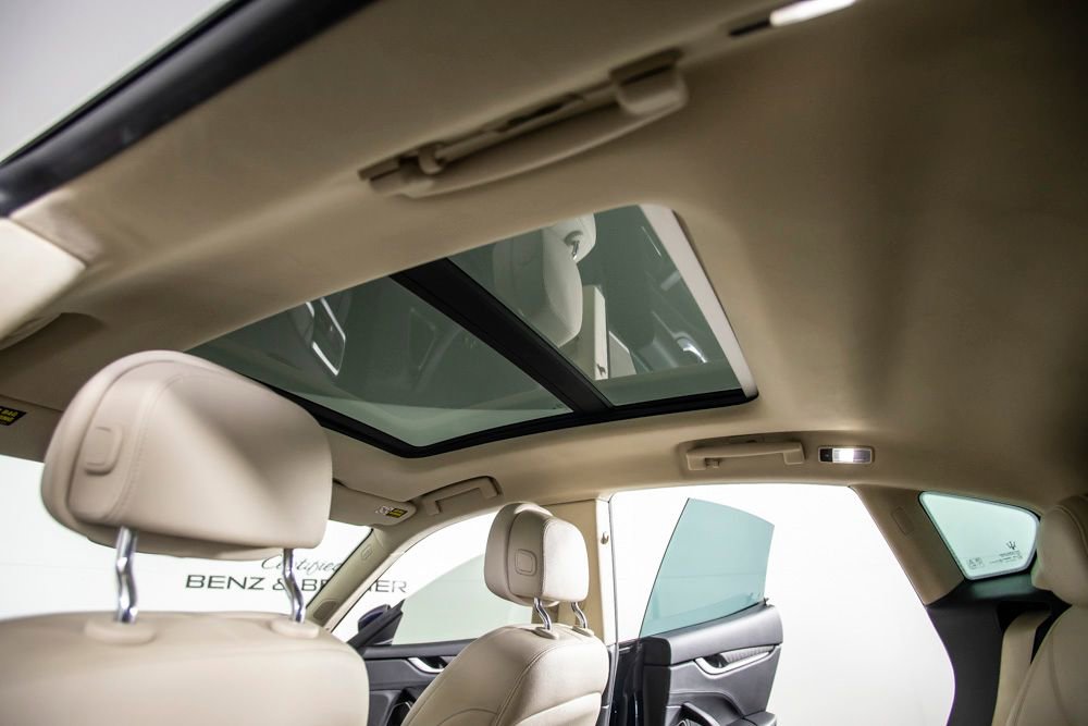 Used 2017 Maserati Levante S image 25