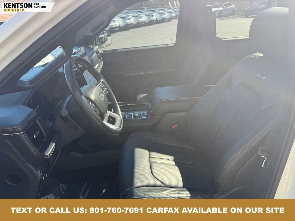 Used 2024 Ford Expedition Platinum image 30