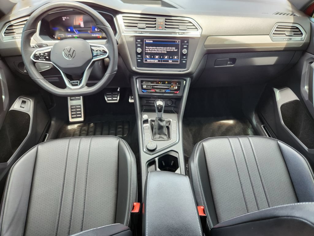 Certified 2024 Volkswagen Tiguan SE R-Line w/ MDO Package, Two-Row AWD/4WD image 13