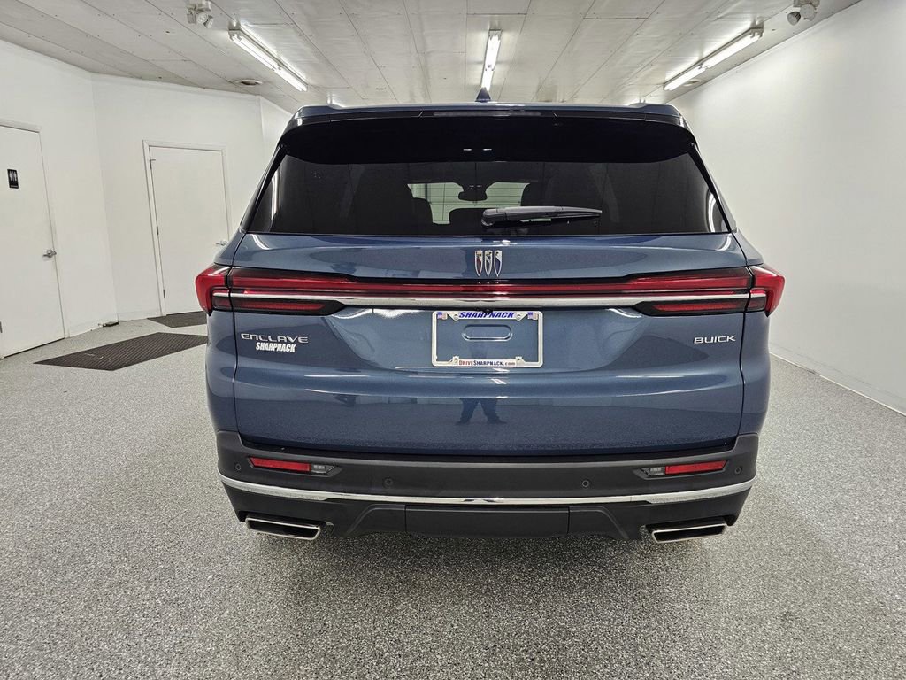 Used 2025 Buick Enclave Preferred image 5