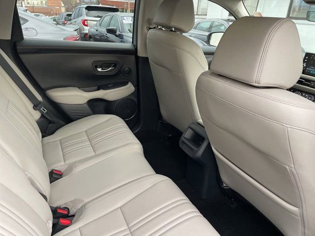 Used 2025 Honda HR-V EX-L image 12
