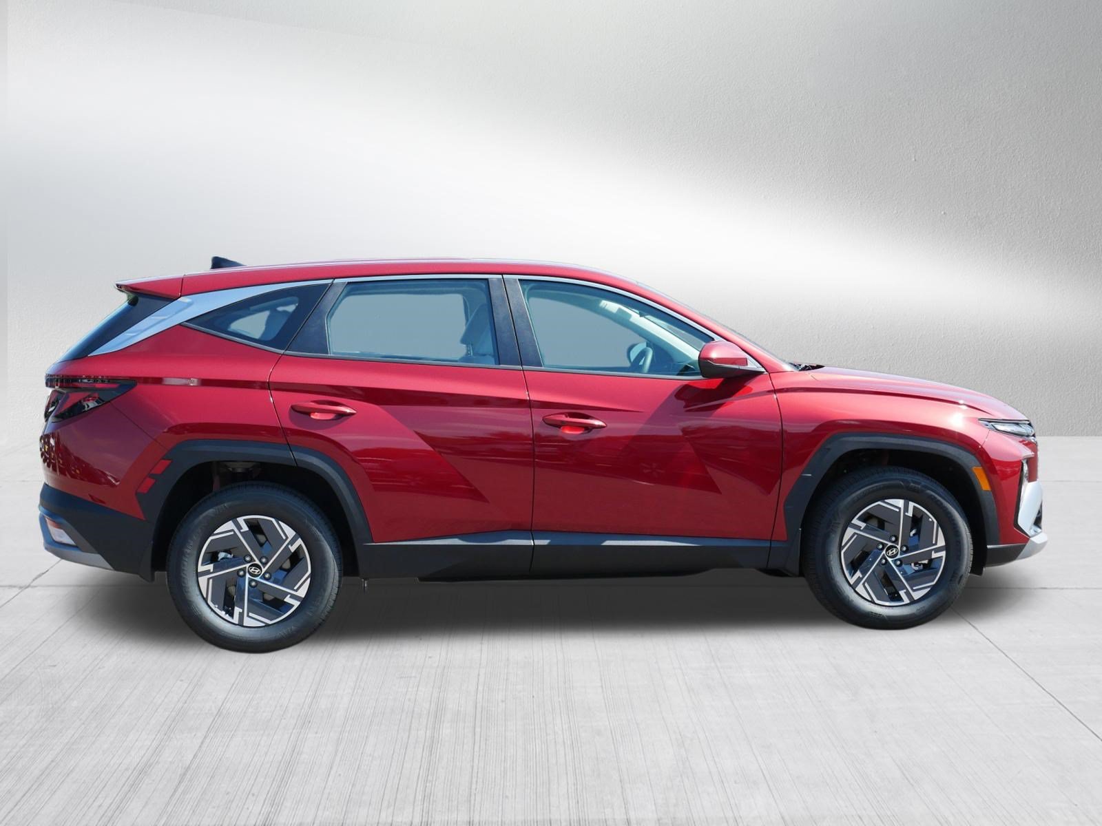 Certified 2026 Hyundai Tucson Blue SE AWD/4WD image 8