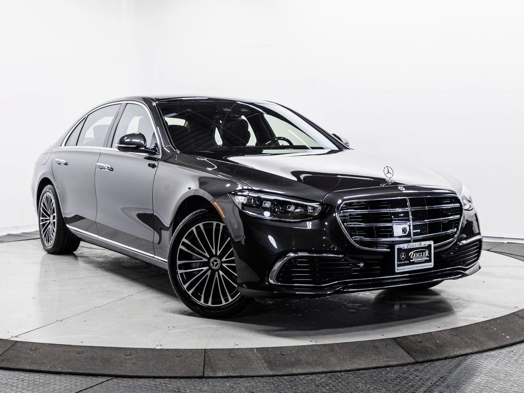 Used 2023 Mercedes-Benz S 580e 4MATIC Sedan image 1
