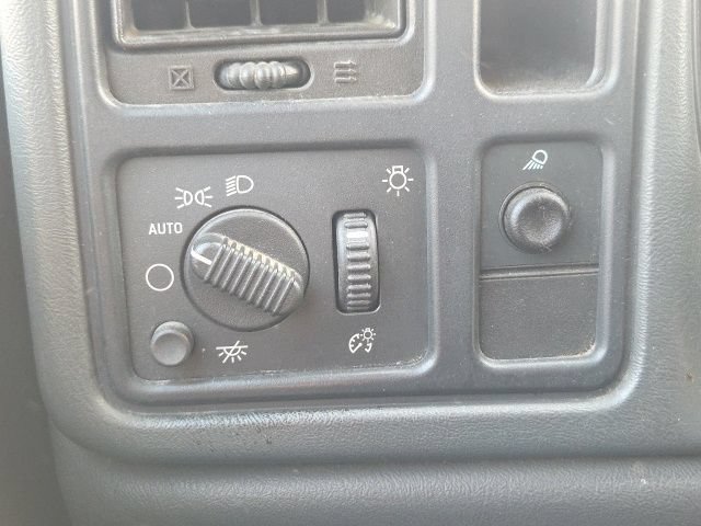 Used 2005 GMC Sierra 1500 W/T RWD image 17