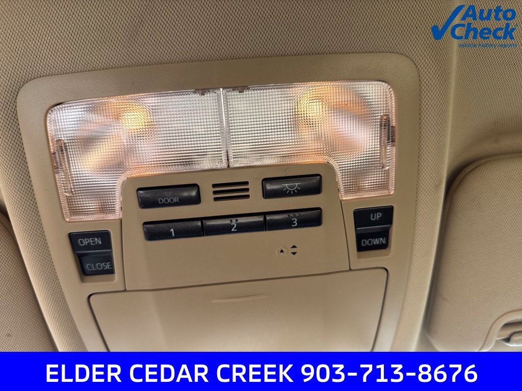 Used 2017 Toyota Highlander Limited FWD image 17