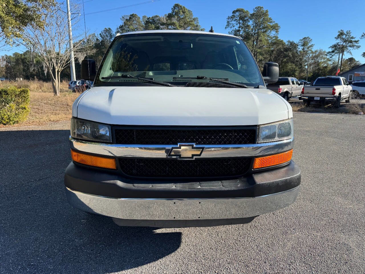 Used 2016 Chevrolet Express 3500 LT w/ LT Preferred Equipment Group image 26