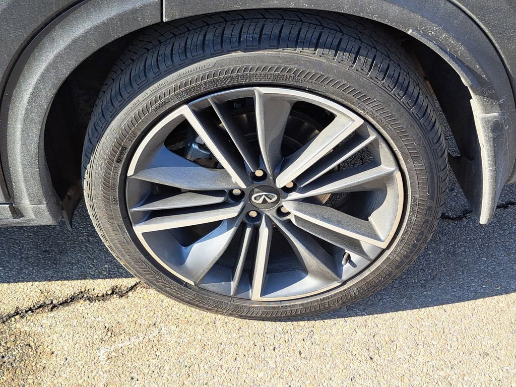 Used 2024 INFINITI QX50 Sport image 10