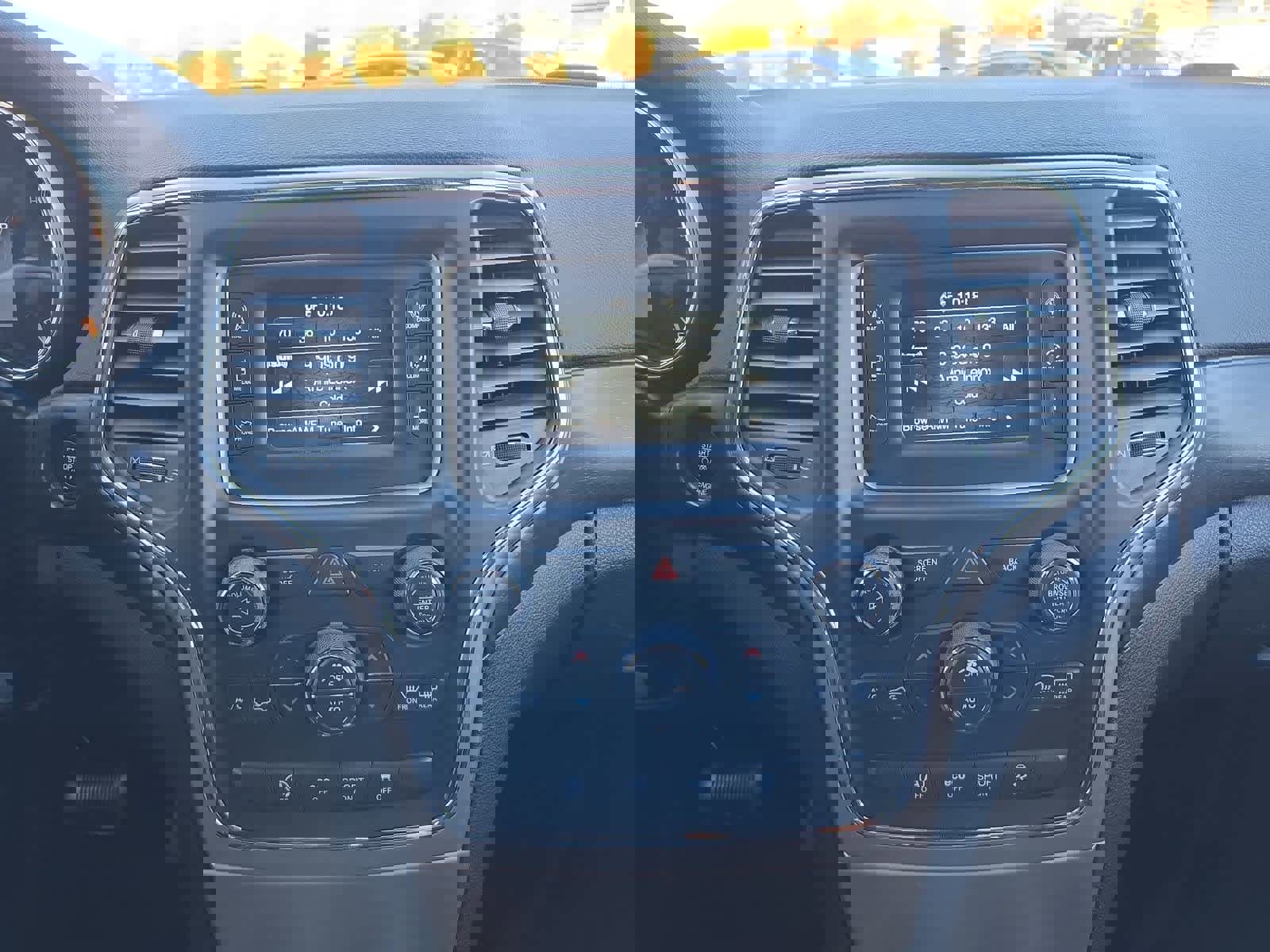 Used 2016 Jeep Grand Cherokee Laredo w/ Quick Order Package 23E image 27