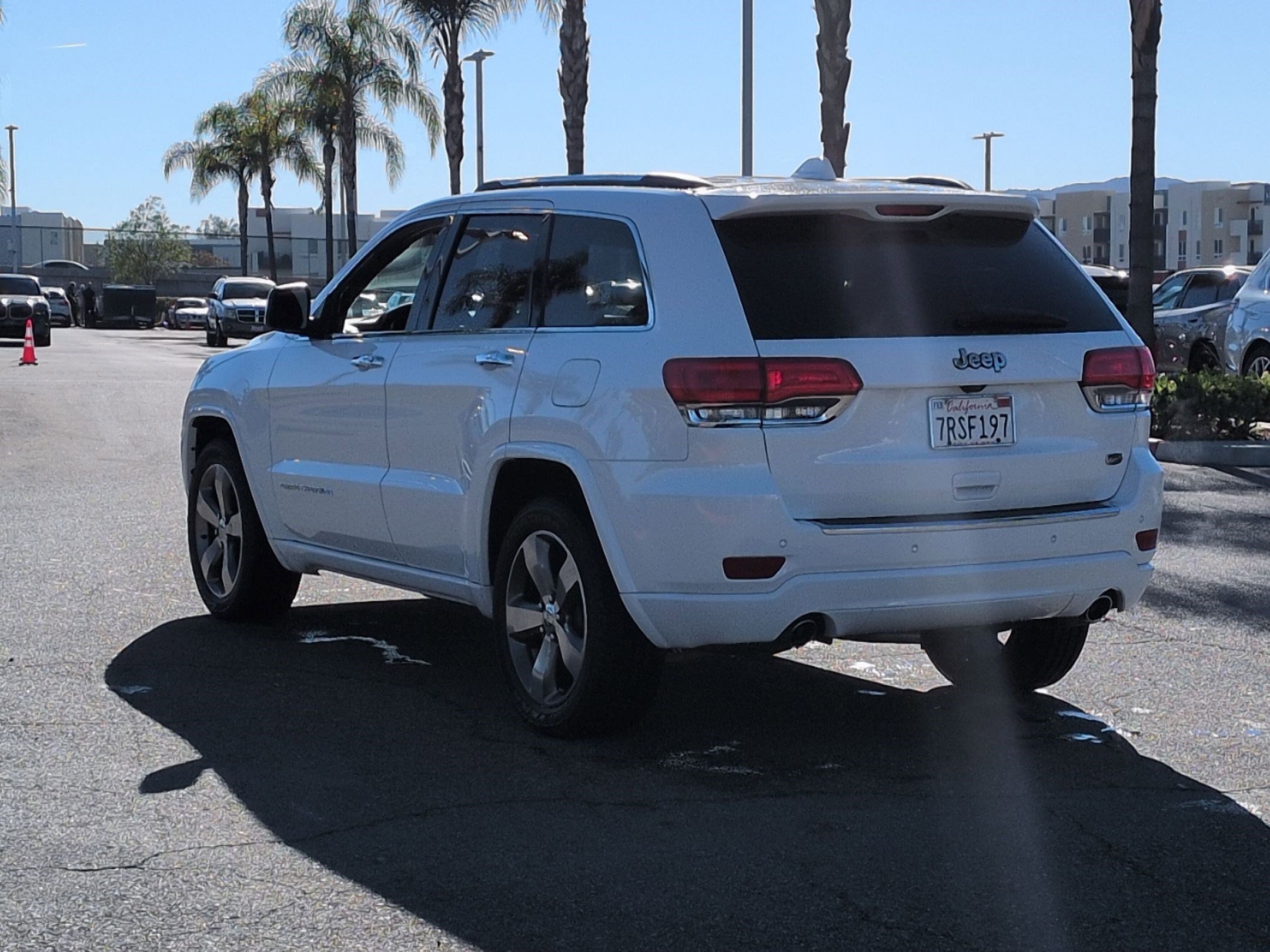 Used 2015 Jeep Grand Cherokee Overland image 8