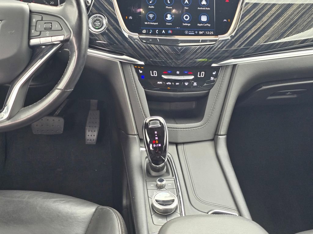 Used 2024 Cadillac XT6 Premium Luxury image 18
