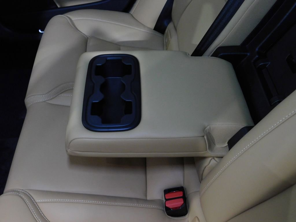 Used 2026 Volvo V90 B6 Cross Country Ultra image 79